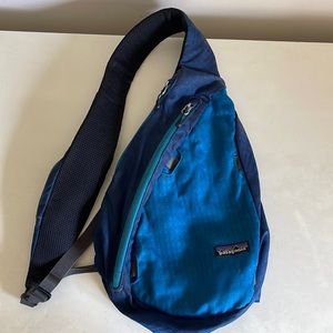 Patagonia one shoulder sling bag